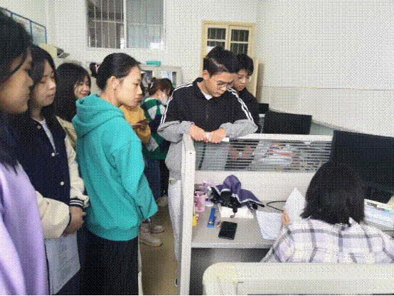 http://jjglxy.hynu.cn/__local/B/B5/E6/5586FD7727930A3E81E89C0BCF8_D58E0E8E_E18C0.png