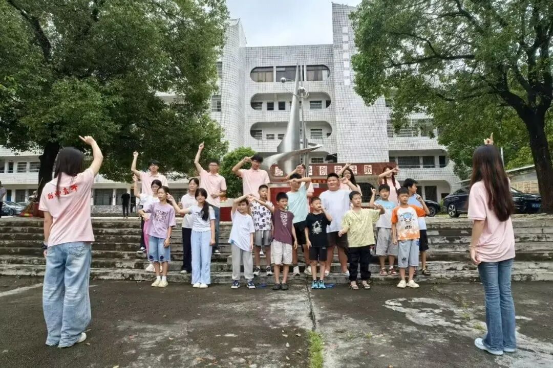 2FB18